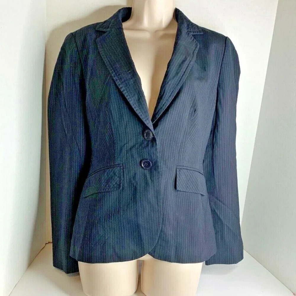 Ann Taylor Womens Sz 6 Blazer Pinstripe Jacket Suit Coat 2 Button Black 18.5 in - Picture 1 of 4